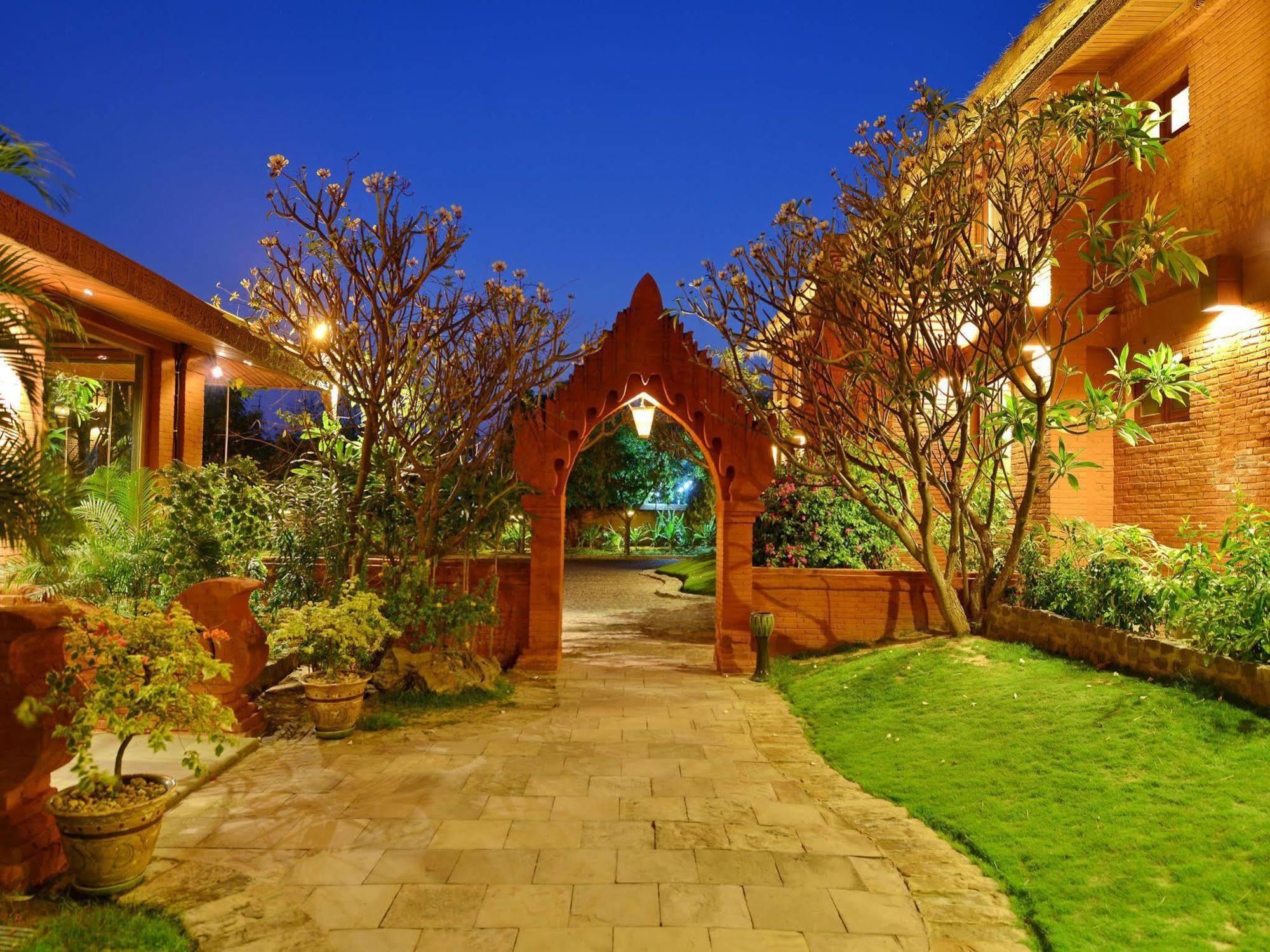 Myanmar Treasure Resorts Bagan Luaran gambar