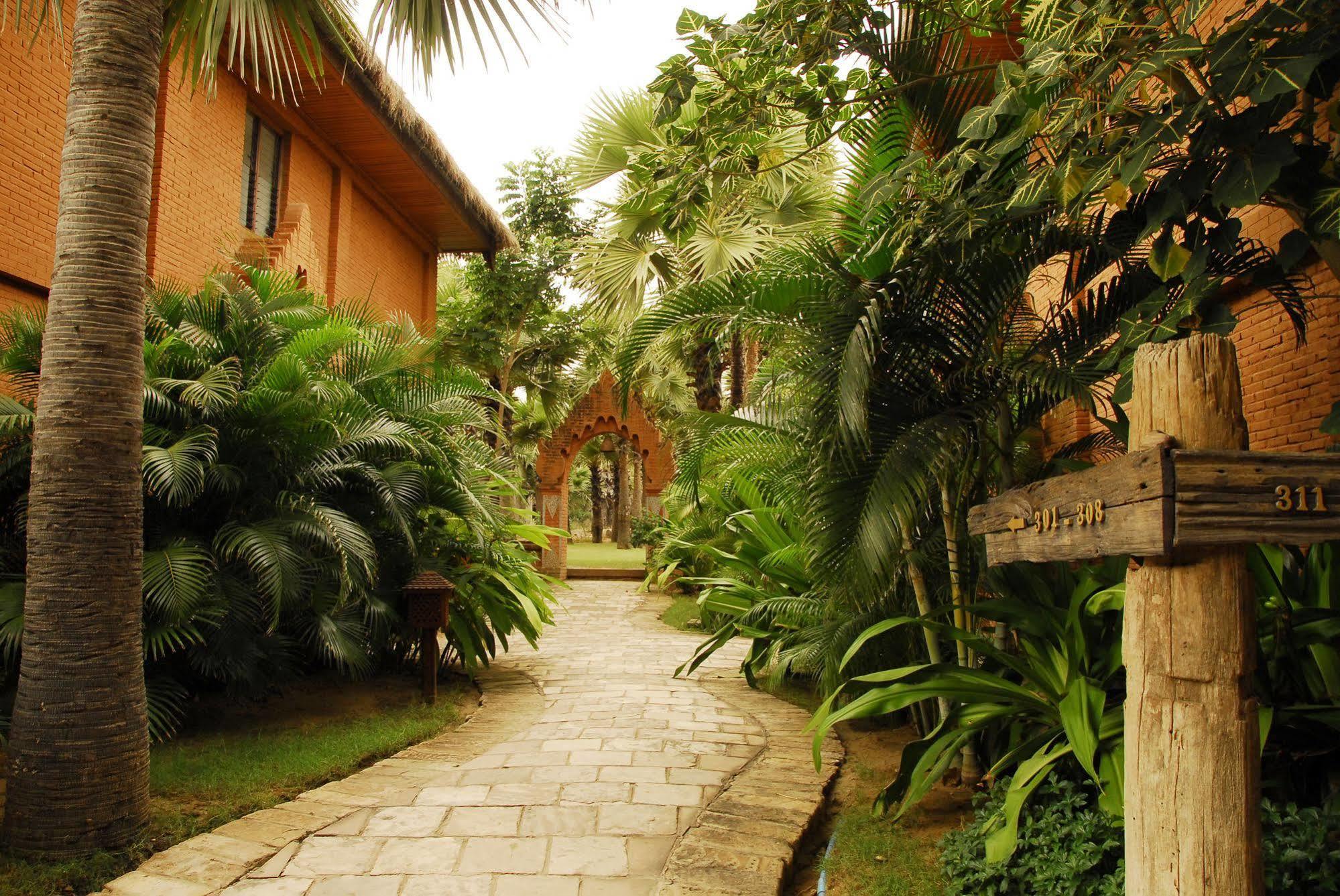 Myanmar Treasure Resorts Bagan Luaran gambar